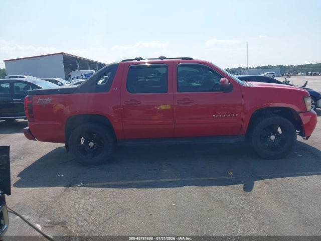45781898 :رقم المزاد ، 3GNTKFE31BG143736 vin ، 2011 Chevrolet Avalanche 1500 Lt1 مزاد بيع