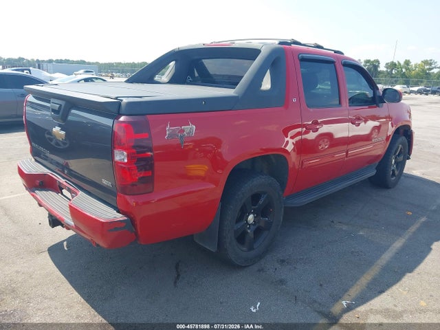 45781898 :رقم المزاد ، 3GNTKFE31BG143736 vin ، 2011 Chevrolet Avalanche 1500 Lt1 مزاد بيع