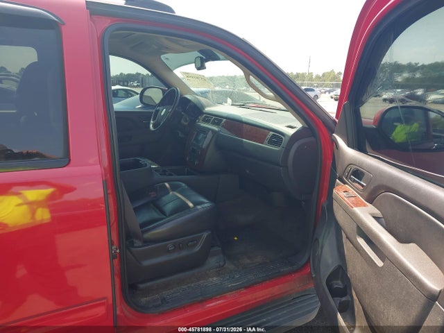 45781898 :رقم المزاد ، 3GNTKFE31BG143736 vin ، 2011 Chevrolet Avalanche 1500 Lt1 مزاد بيع