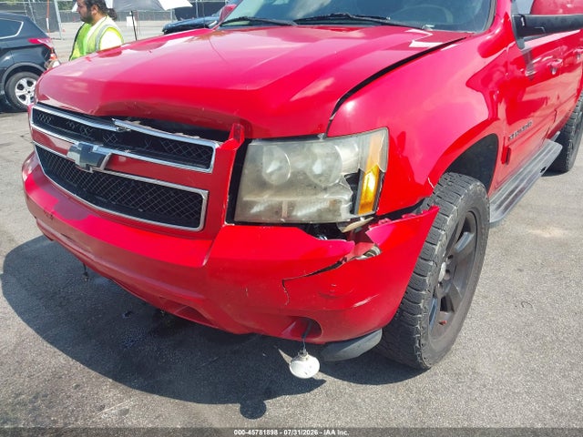45781898 :رقم المزاد ، 3GNTKFE31BG143736 vin ، 2011 Chevrolet Avalanche 1500 Lt1 مزاد بيع
