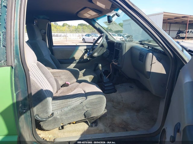45781908 :رقم المزاد ، 1GCCS1949T8152660 vin ، 1996 Chevrolet S Truck S10 مزاد بيع