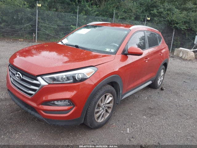 KM8J3CA44HU404031 Hyundai TUCSON SE