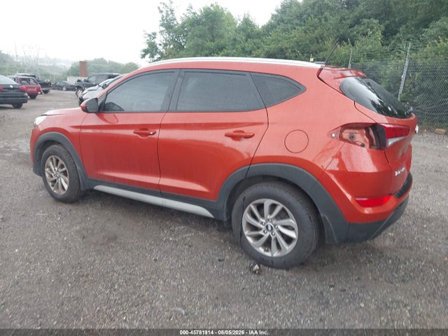 KM8J3CA44HU404031 Hyundai TUCSON SE