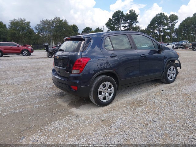 Chevrolet TRAX LS 2018 3GNCJKSB8JL207641 Image 4