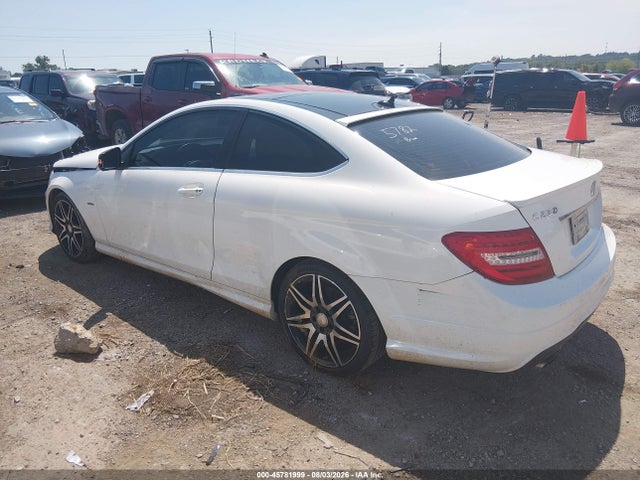 45781999 :رقم المزاد ، WDDGJ4HB1FG391741 vin ، 2015 Mercedes-benz C 250 مزاد بيع