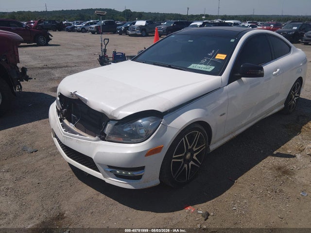 45781999 :رقم المزاد ، WDDGJ4HB1FG391741 vin ، 2015 Mercedes-benz C 250 مزاد بيع