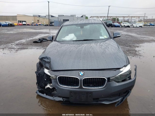 Продаж на аукціоні авто 2016 Bmw 320i Xdrive, vin: WBA8E5G54GNT41298, номер лоту: 45782035