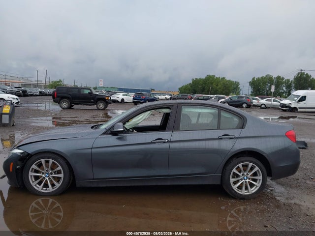 Продаж на аукціоні авто 2016 Bmw 320i Xdrive, vin: WBA8E5G54GNT41298, номер лоту: 45782035
