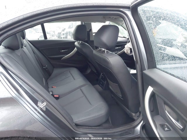 Продаж на аукціоні авто 2016 Bmw 320i Xdrive, vin: WBA8E5G54GNT41298, номер лоту: 45782035