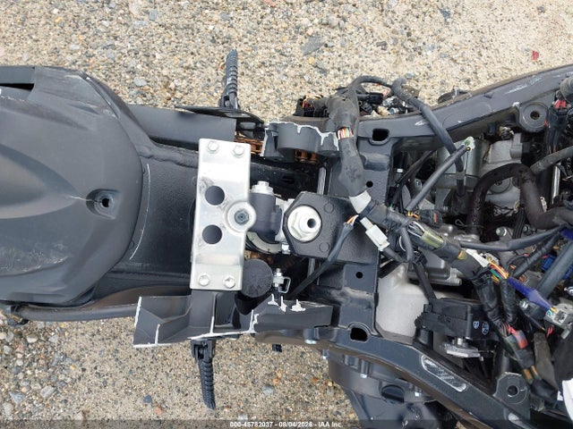 Suzuki GSX-R750 2025 JS1GR7MA3S7100064 Image 16