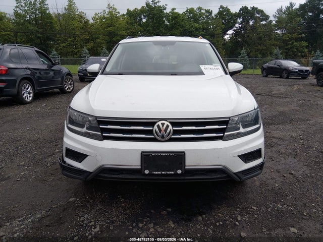 Продаж на аукціоні авто 2018 Volkswagen Tiguan, vin: 3VV2B7AX3JM154239, номер лоту: 45782105