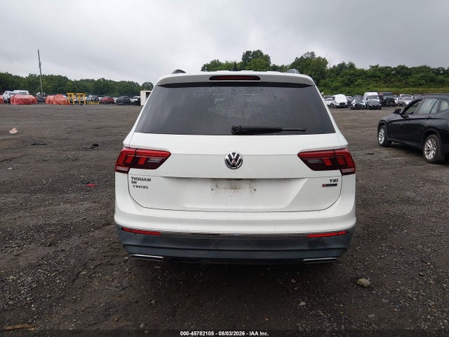 Продаж на аукціоні авто 2018 Volkswagen Tiguan, vin: 3VV2B7AX3JM154239, номер лоту: 45782105