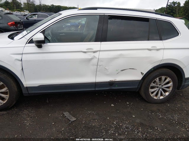 Продаж на аукціоні авто 2018 Volkswagen Tiguan, vin: 3VV2B7AX3JM154239, номер лоту: 45782105