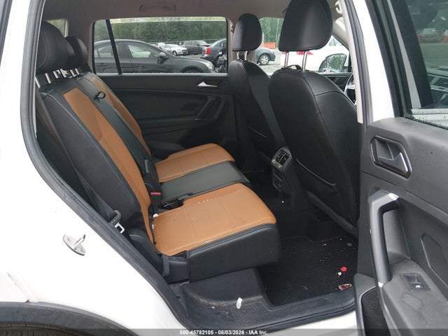 Продаж на аукціоні авто 2018 Volkswagen Tiguan, vin: 3VV2B7AX3JM154239, номер лоту: 45782105