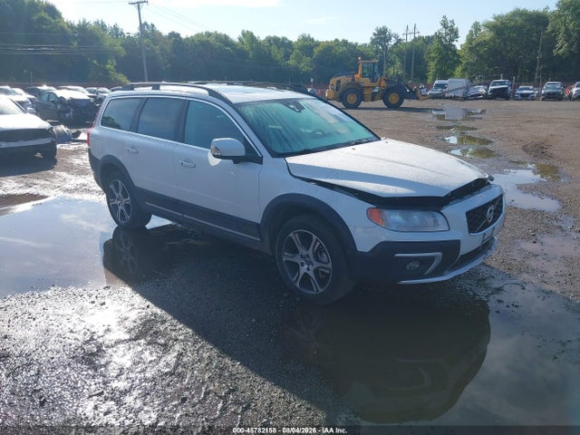 Auction sale of the 2015 Volvo Xc70 T6 Platinum, vin: YV4902ND2F1201008, lot number: 45782158