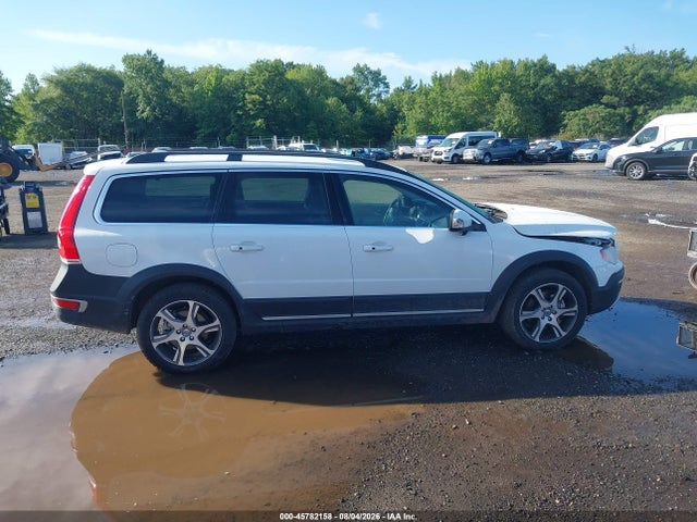 Продажа на аукционе авто 2015 Volvo Xc70 T6 Platinum, vin: YV4902ND2F1201008, номер лота: 45782158