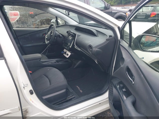 Toyota Prius Two 2016 JTDKBRFU0G3007587 Image 5
