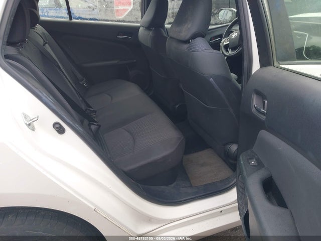 Toyota Prius Two 2016 JTDKBRFU0G3007587 Image 8
