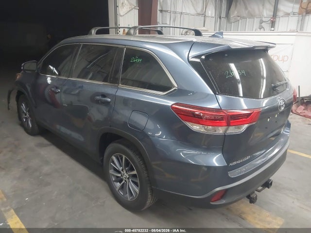 5TDKZRFH1KS356148 Toyota Highlander Xle