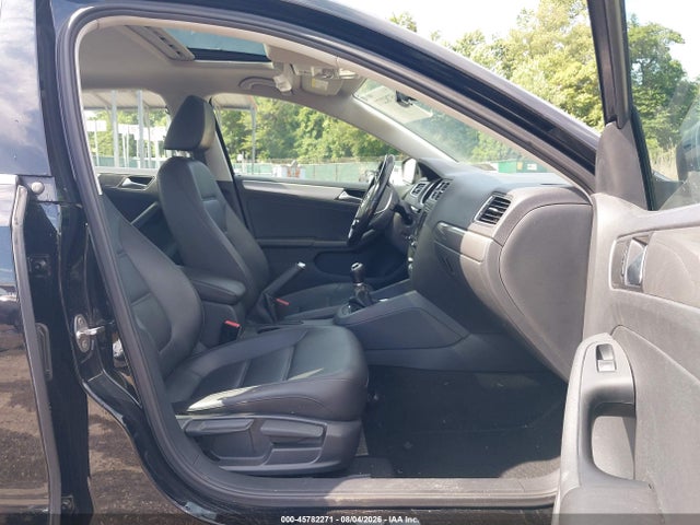 2017 Volkswagen Jetta 1.4t Se მანქანა იყიდება აუქციონზე, vin: 3VWB67AJ9HM230567, აუქციონის ნომერი: 45782271