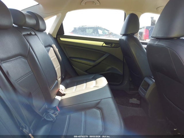 2012 Volkswagen Passat 2.5l Se მანქანა იყიდება აუქციონზე, vin: 1VWBP7A39CC076581, აუქციონის ნომერი: 45782279