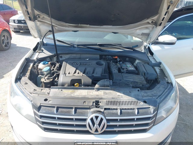Продажа на аукционе авто 2014 Volkswagen Passat 2.0l Tdi Sel Premium, vin: 1VWCN7A35EC070807, номер лота: 45782282