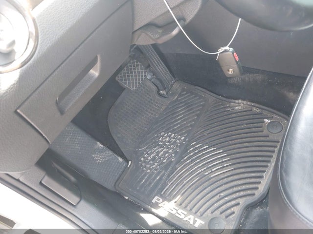 Продажа на аукционе авто 2014 Volkswagen Passat 2.0l Tdi Sel Premium, vin: 1VWCN7A35EC070807, номер лота: 45782282
