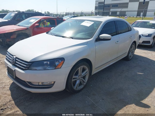 Продажа на аукционе авто 2014 Volkswagen Passat 2.0l Tdi Sel Premium, vin: 1VWCN7A35EC070807, номер лота: 45782282