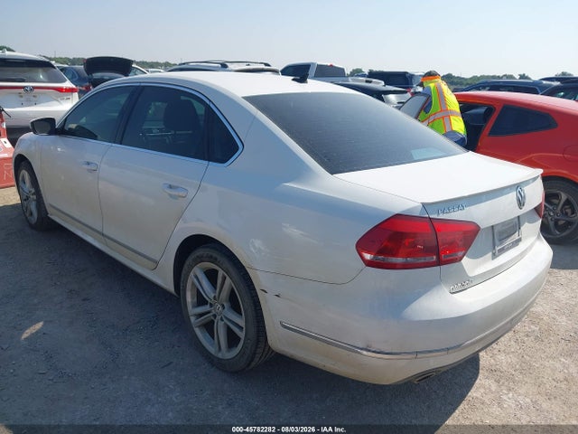 Продажа на аукционе авто 2014 Volkswagen Passat 2.0l Tdi Sel Premium, vin: 1VWCN7A35EC070807, номер лота: 45782282
