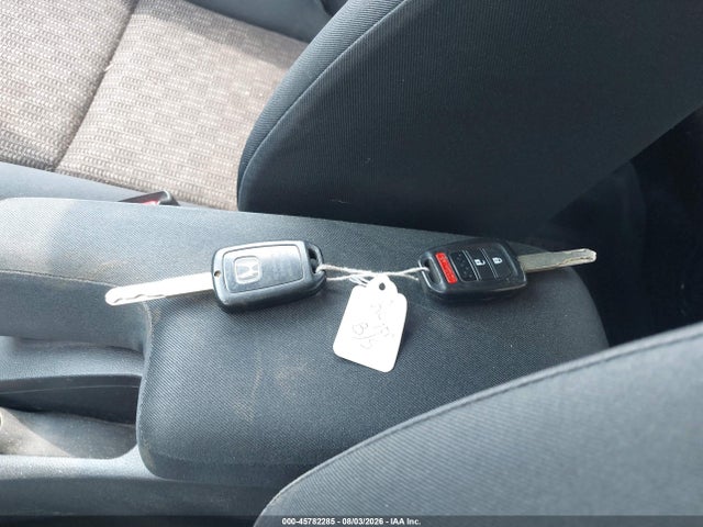 JHMGK5H54HS021101 Honda FIT LX