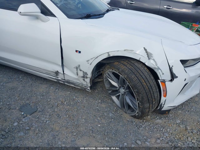 45782298 :رقم المزاد ، 1G1FD3DS8H0105286 vin ، 2017 Chevrolet Camaro 2lt مزاد بيع