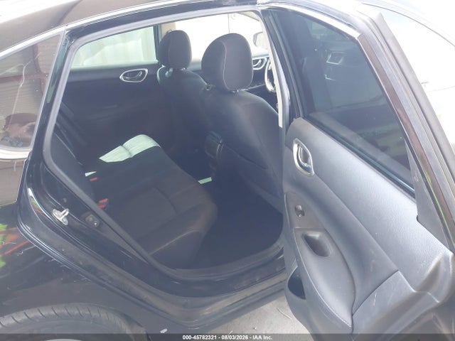 3N1AB7AP3JL624627 Nissan SENTRA SV