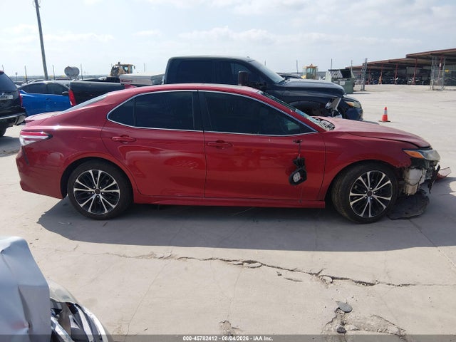 45782412 :رقم المزاد ، 4T1J11BKXLU011845 vin ، 2020 Toyota Camry Se Awd مزاد بيع