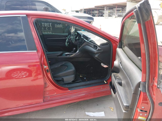 45782412 :رقم المزاد ، 4T1J11BKXLU011845 vin ، 2020 Toyota Camry Se Awd مزاد بيع