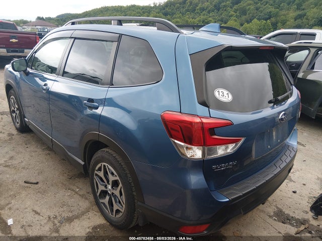 2021 Subaru Forester Premium მანქანა იყიდება აუქციონზე, vin: JF2SKAJC5MH437809, აუქციონის ნომერი: 45782458