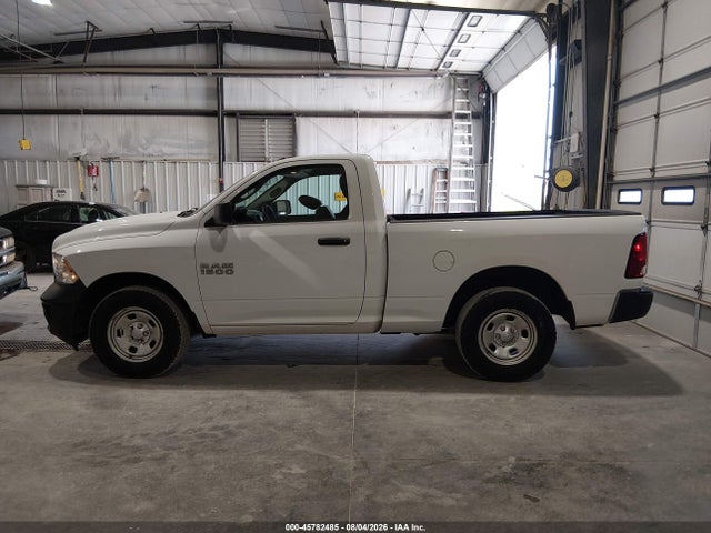 3C6JR7AG5JG310647 RAM 1500 Tradesman 4x4 6&#039;4 Box