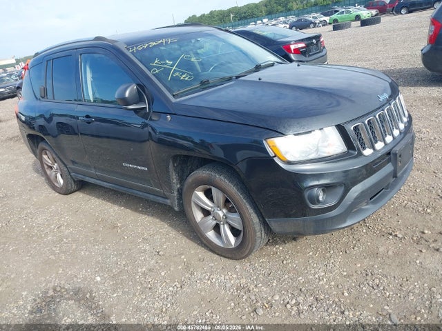 45782495 :رقم المزاد ، 1J4NF1FB4BD150248 vin ، 2011 Jeep Compass مزاد بيع
