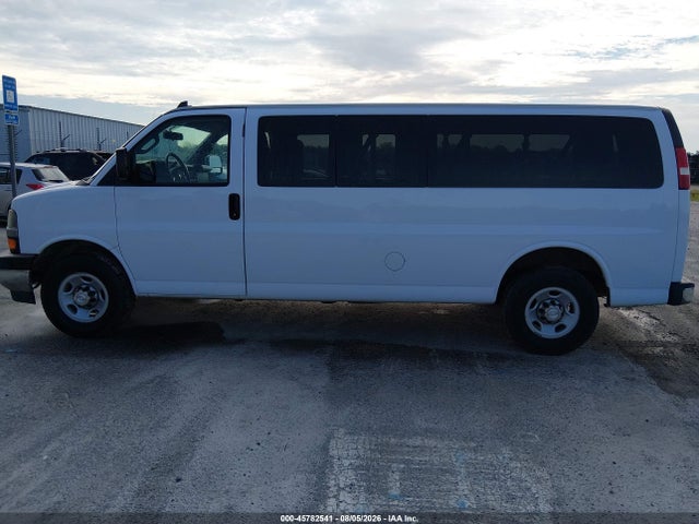 45782541 :رقم المزاد ، 1GAZGPFF8H1275069 vin ، 2017 Chevrolet Express 3500 Lt مزاد بيع