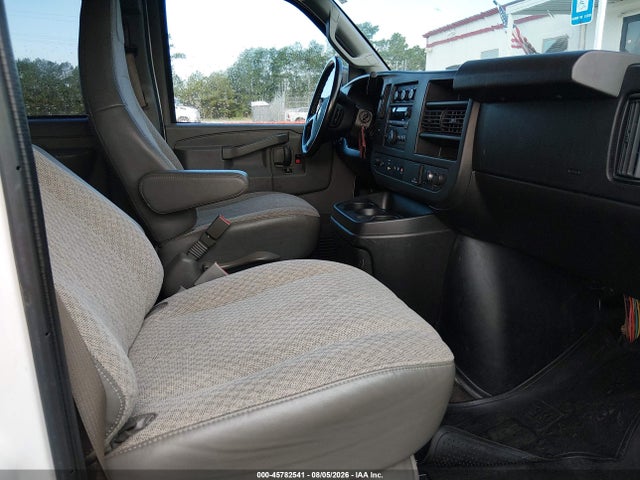 45782541 :رقم المزاد ، 1GAZGPFF8H1275069 vin ، 2017 Chevrolet Express 3500 Lt مزاد بيع