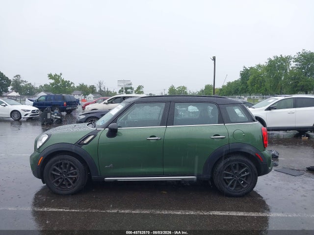 2016 Mini Countryman Cooper S მანქანა იყიდება აუქციონზე, vin: WMWZC5C58GWP49815, აუქციონის ნომერი: 45782570