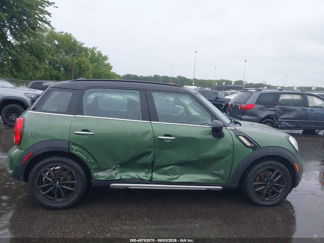 2016 Mini Countryman Cooper S მანქანა იყიდება აუქციონზე, vin: WMWZC5C58GWP49815, აუქციონის ნომერი: 45782570