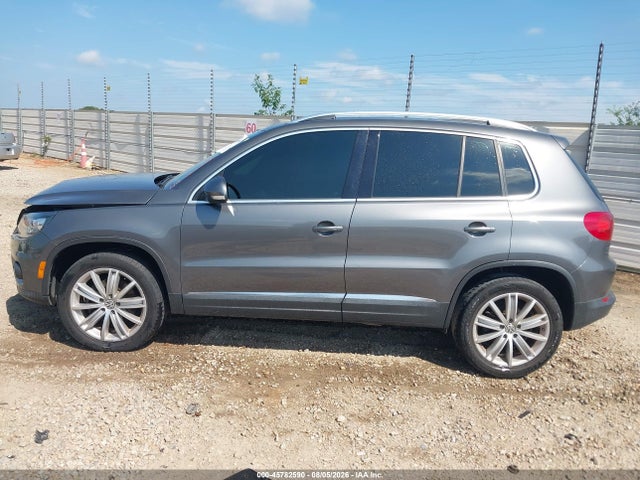 Aukcja sprzedaży 2016 Volkswagen Tiguan Se, vin: WVGAV7AX4GW542019, numer aukcji: 45782590