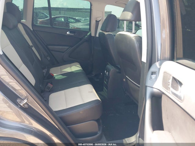 Aukcja sprzedaży 2016 Volkswagen Tiguan Se, vin: WVGAV7AX4GW542019, numer aukcji: 45782590