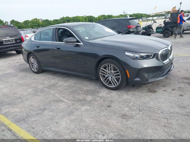 45782597 :رقم المزاد ، WBA43FJ08SCU02633 vin ، 2025 Bmw 530i مزاد بيع