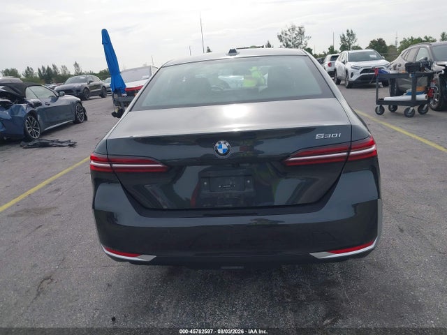 Продаж на аукціоні авто 2025 Bmw 530i, vin: WBA43FJ08SCU02633, номер лоту: 45782597