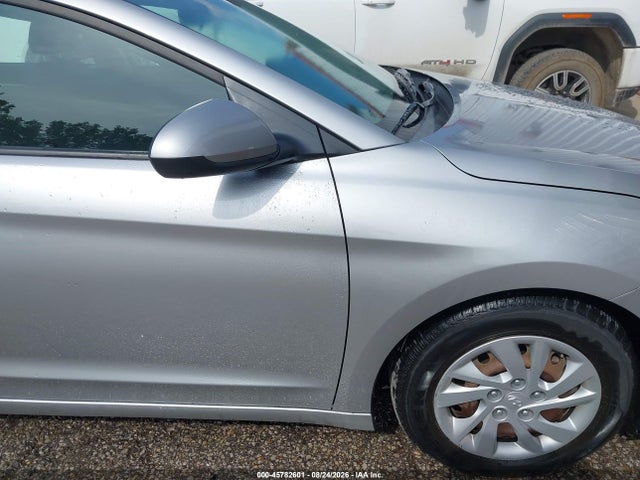45782601 :رقم المزاد ، 5NPD74LFXLH614467 vin ، 2020 Hyundai Elantra Se مزاد بيع