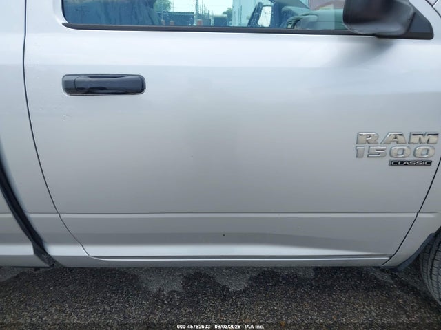45782603 :رقم المزاد ، 3C6JR6DGXKG504002 vin ، 2019 Ram 1500 Classic Tradesman  4x2 8' Box مزاد بيع