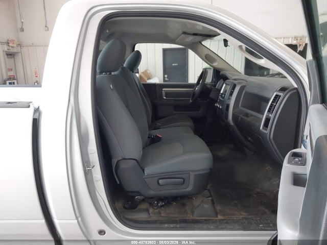 45782603 :رقم المزاد ، 3C6JR6DGXKG504002 vin ، 2019 Ram 1500 Classic Tradesman  4x2 8' Box مزاد بيع