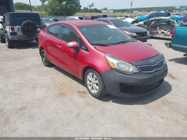 45782650 :رقم المزاد ، KNADN4A33F6458590 vin ، 2015 Kia Rio Ex مزاد بيع