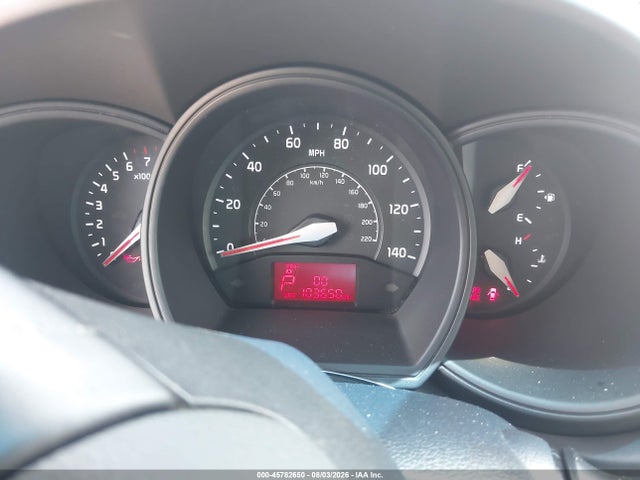45782650 :رقم المزاد ، KNADN4A33F6458590 vin ، 2015 Kia Rio Ex مزاد بيع